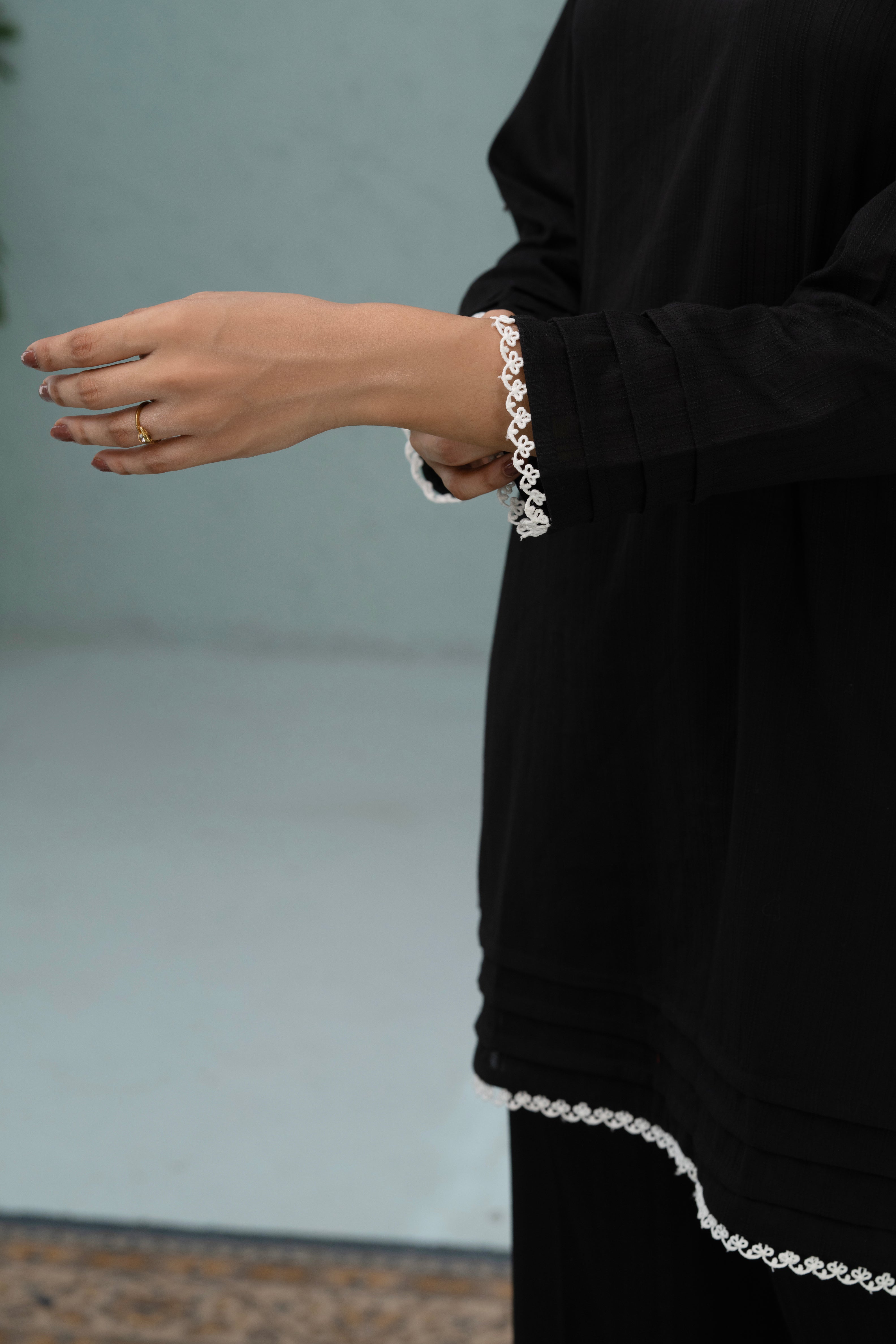 BLACK SOLID CORD SET