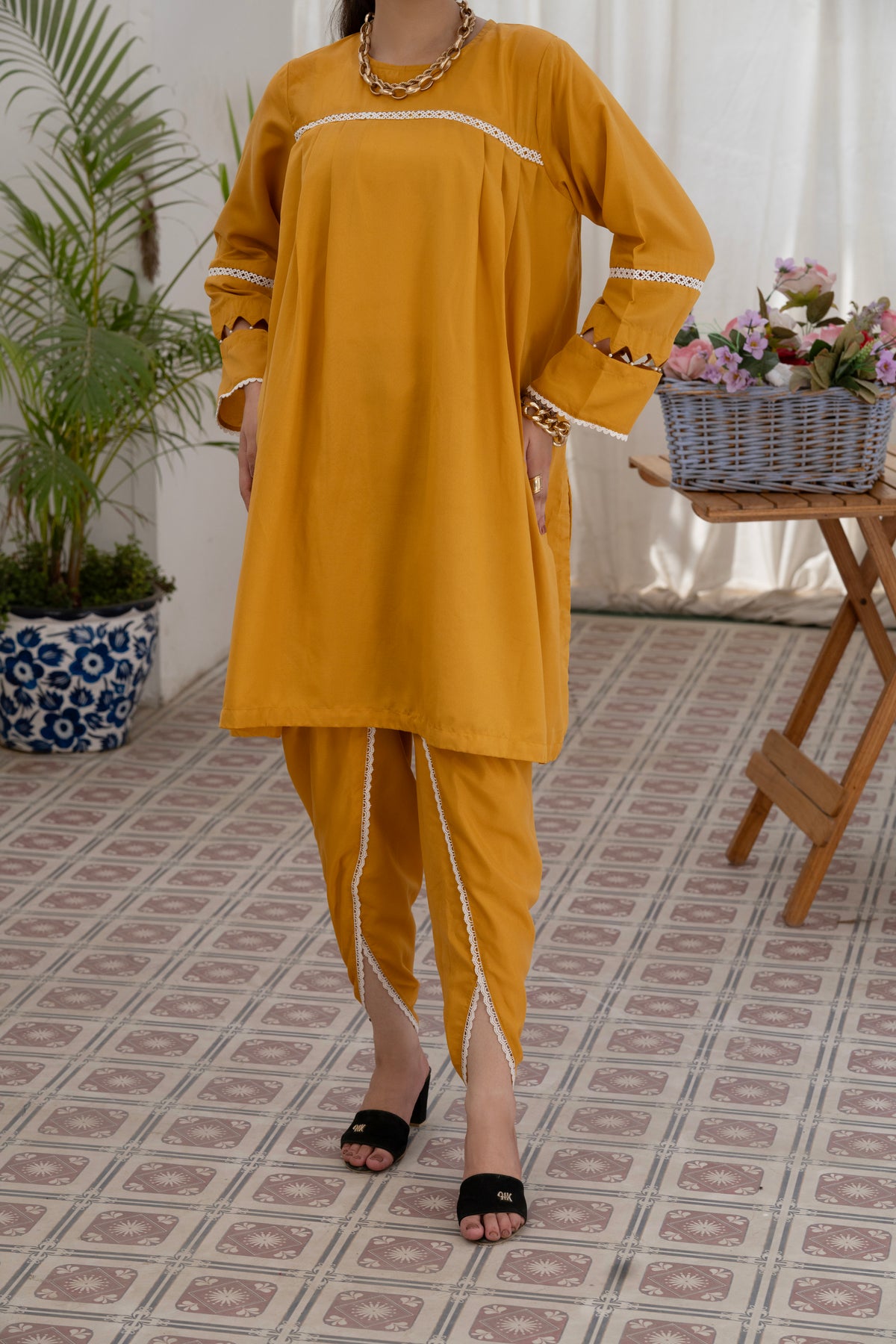 MUSTARD SOLID 2 PIECE SUIT